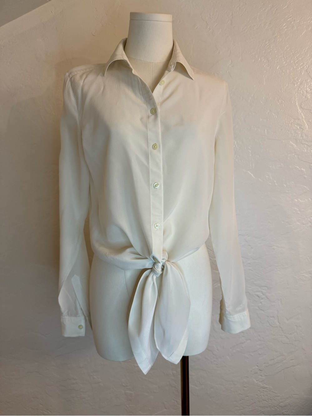 Banana Republic Silk Wrap Blouse – Cream – Size 6
